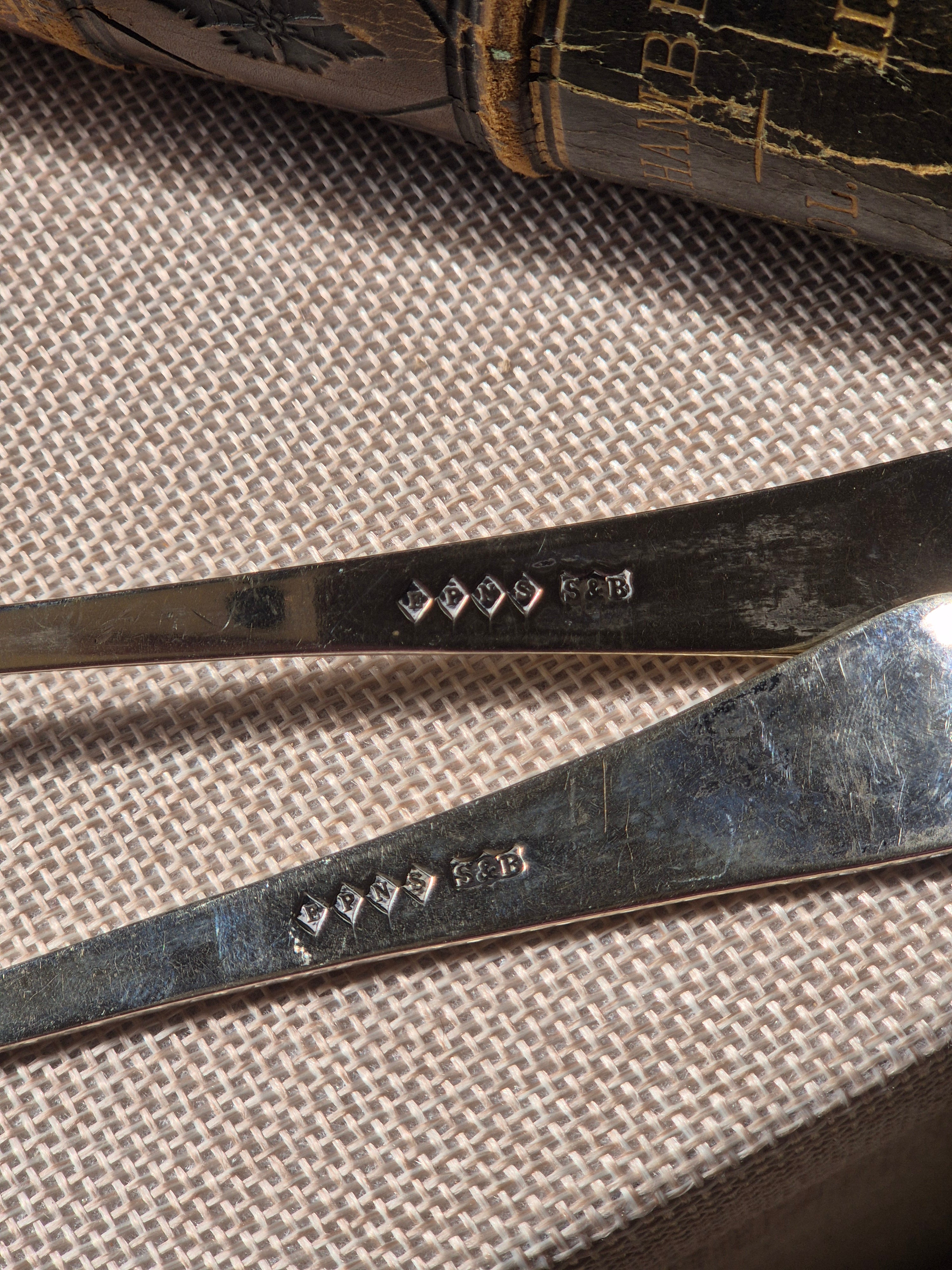 Vintage EPNS Silver Plate Salad Serving Spoon Set | Shell Detail Serving Cutlery
